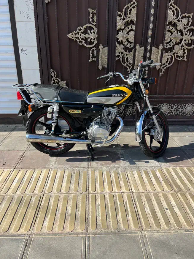 موتور پرواز 200 مدل 1402|موتورسیکلت|بروجرد, |دیوار