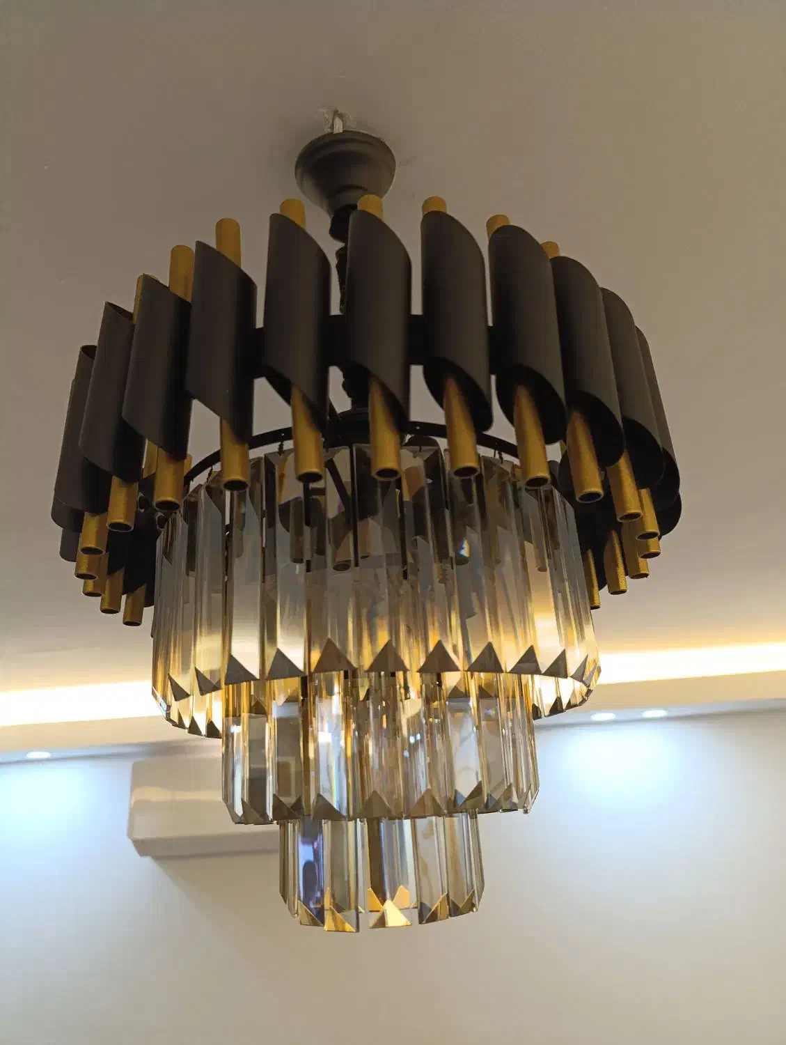 لوستر کریستالی|لوستر و چراغ آویز|علی‌آباد کتول, |دیوار