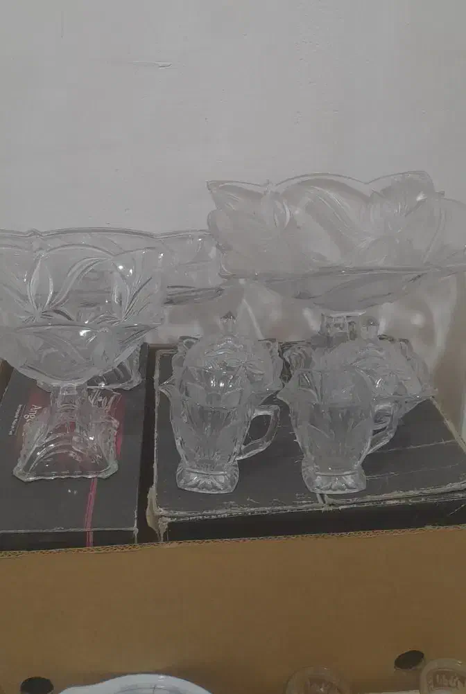 ظروف چینی وکریستال و بلور خارجی و آب‌میوه گیری|ظروف سرو و پذیرایی|تهران, فلسطین (میدان انقلاب)|دیوار