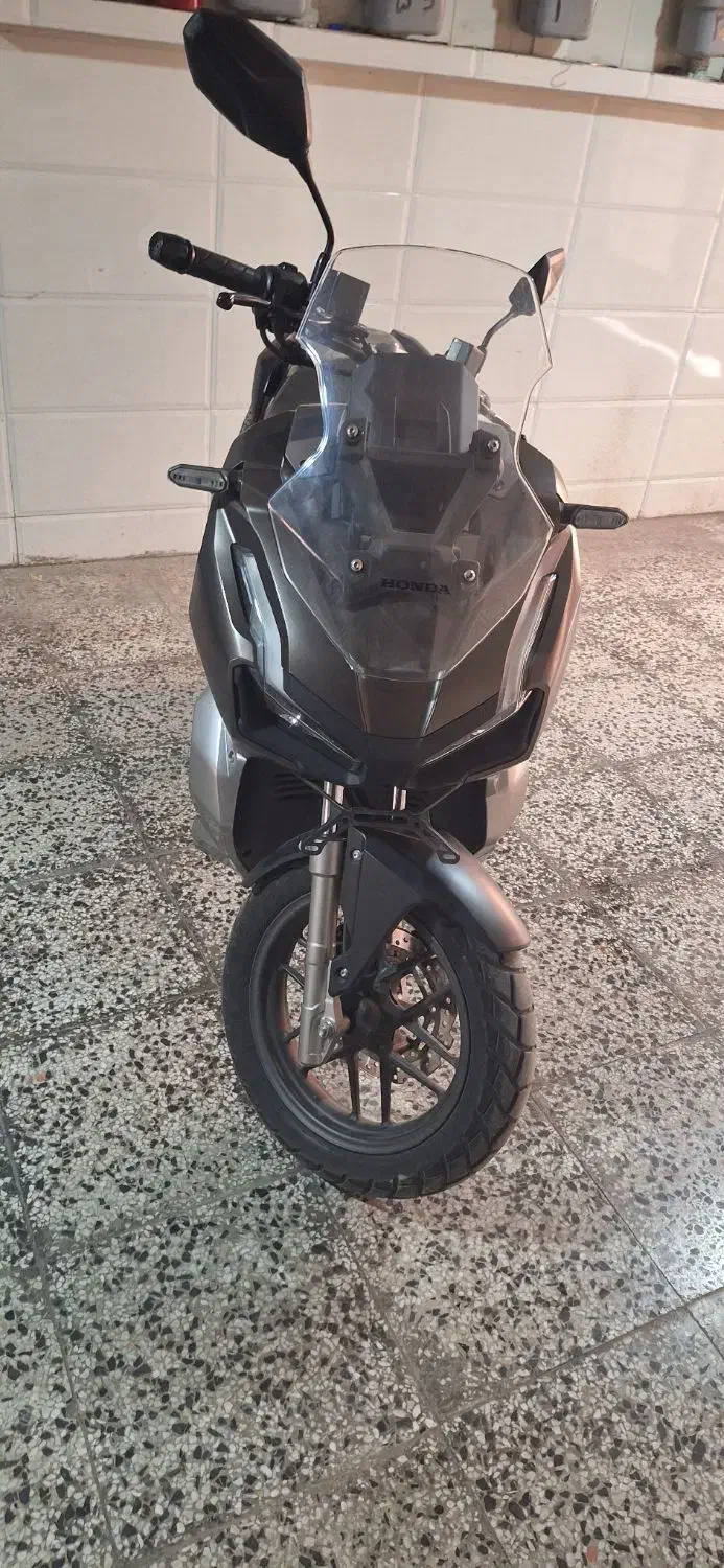 Abvهندا|موتورسیکلت|چغادک, |دیوار