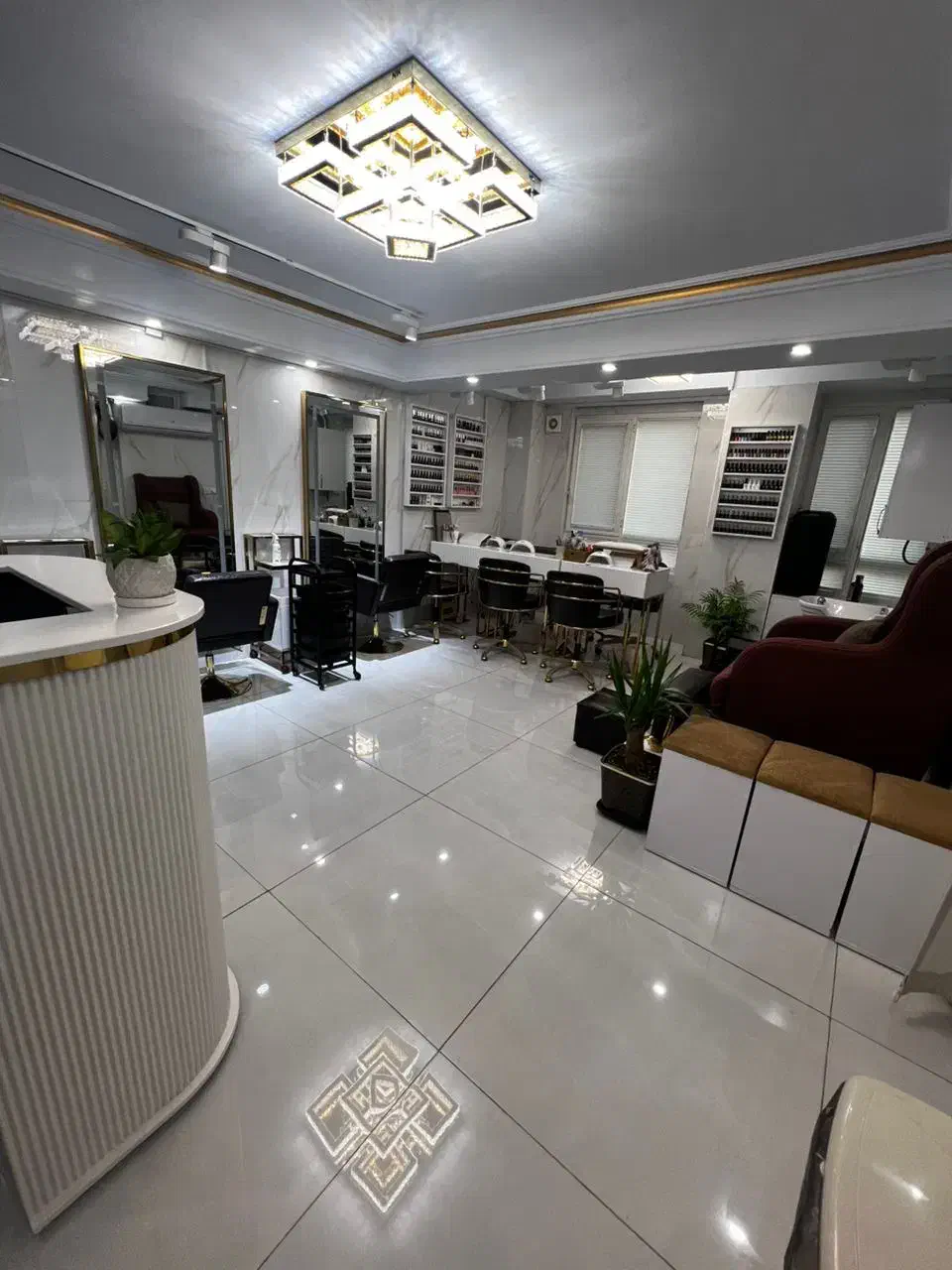 **سالن زیبایی زنانه ایوا **|خدمات آرایشگری و زیبایی|تهران, جیحون|دیوار