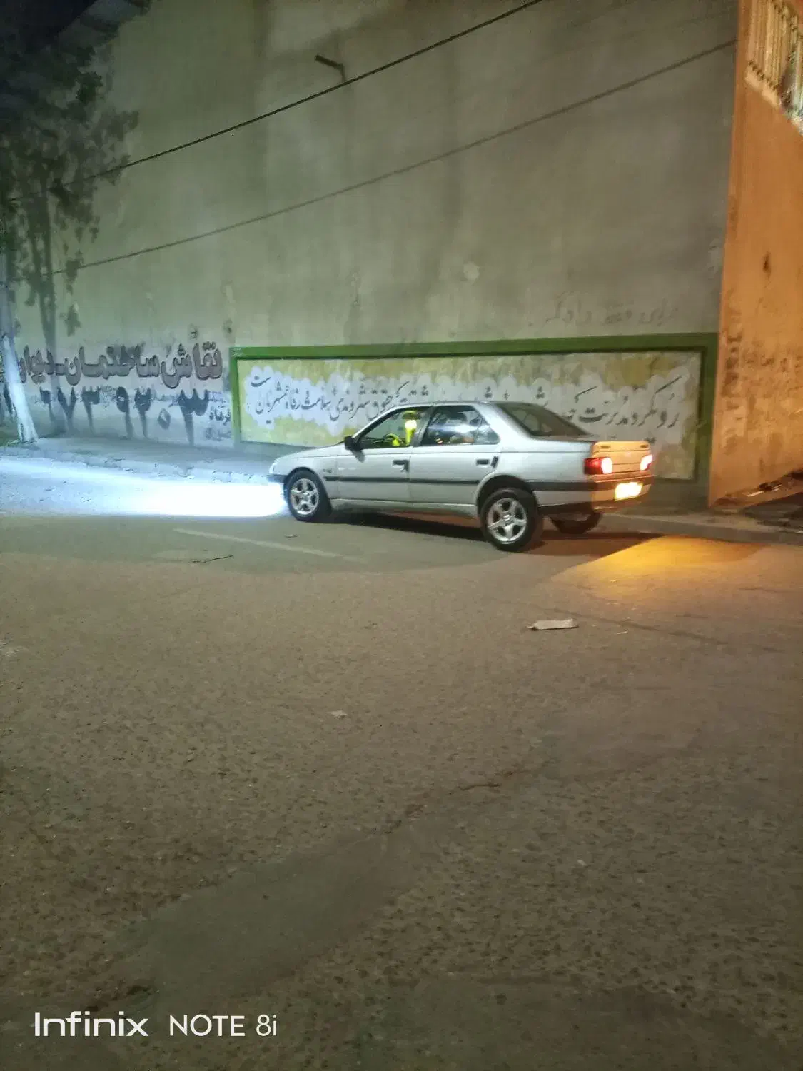 پژو ۴۰۵|خودرو سواری و وانت|چالدران, |دیوار