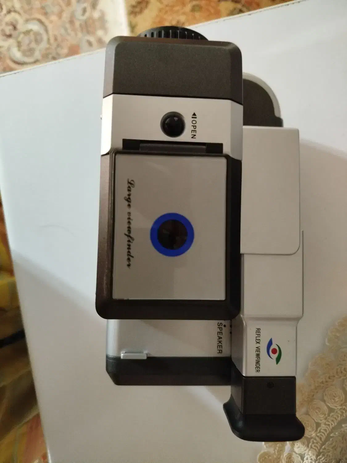 دوربین عکاسی|دوربین عکاسی و فیلمبرداری|پرند, فاز ۴|دیوار