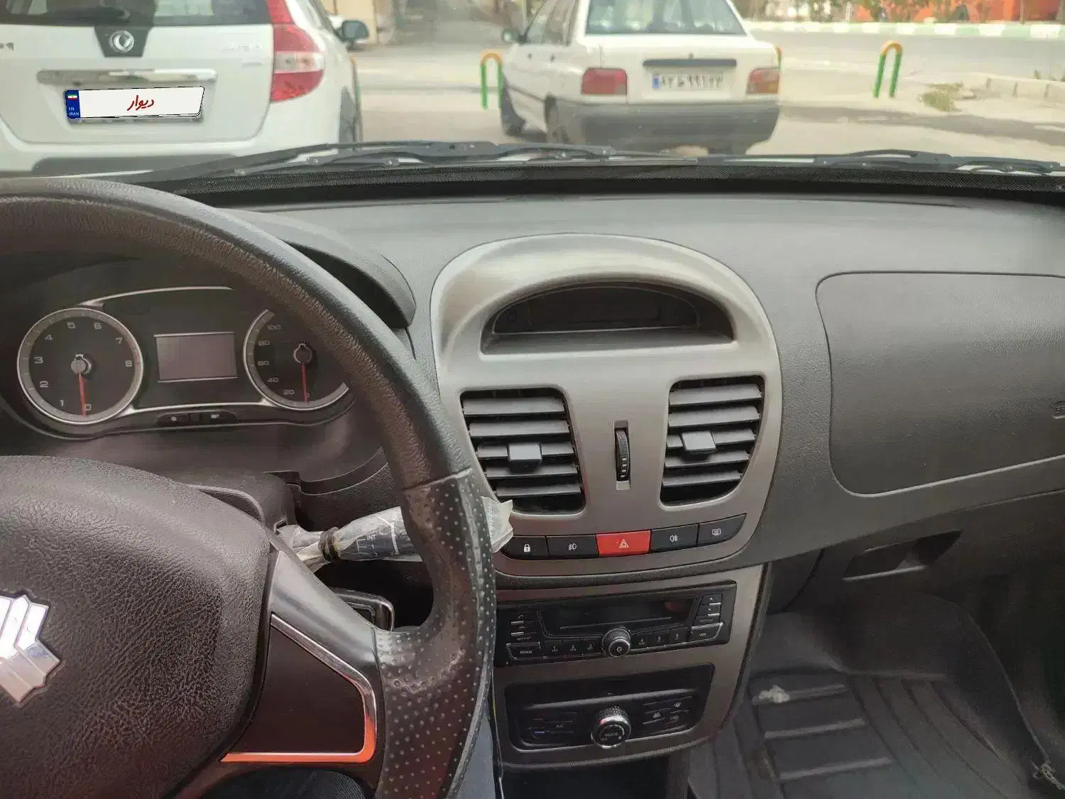 ساینا s مدل 1401|خودرو سواری و وانت|اصفهان, خرم|دیوار