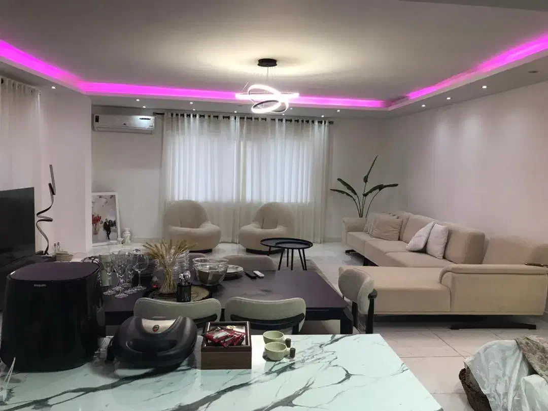 اجاره آپارتمان ۱۳۲ متری خیابان سعدی|اجارهٔ آپارتمان|رشت, حسین آباد|دیوار