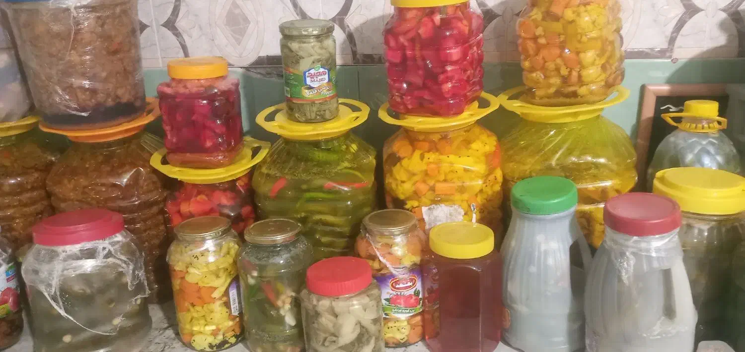 سیر.  و ترشی خونگی. زغال|عمده‌فروشی|دهدشت, |دیوار