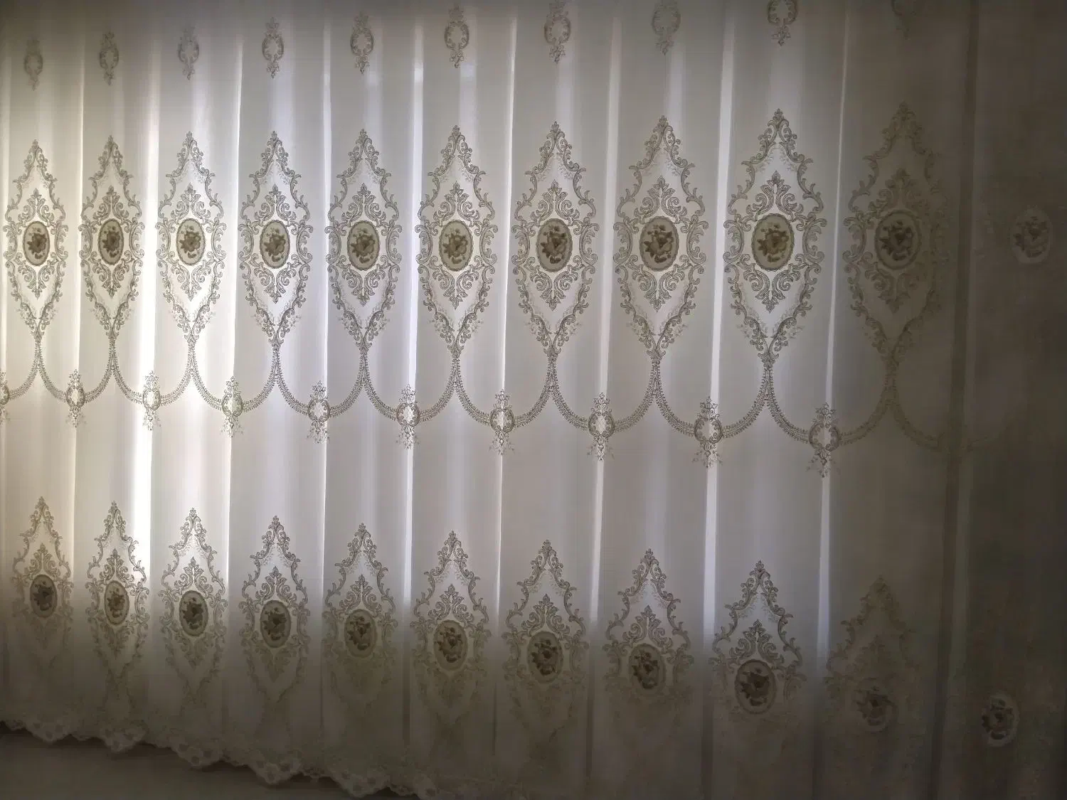 پرده سرای گلوریا|پرده، رانر، رومیزی|مشهد, شریف|دیوار