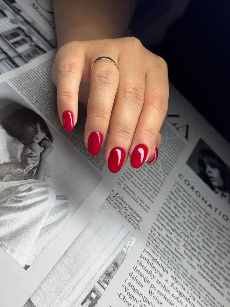 خدمات کاشت ناخن حرفه ای و ماندگار و لیفت ابرو|خدمات آرایشگری و زیبایی|نور, |دیوار