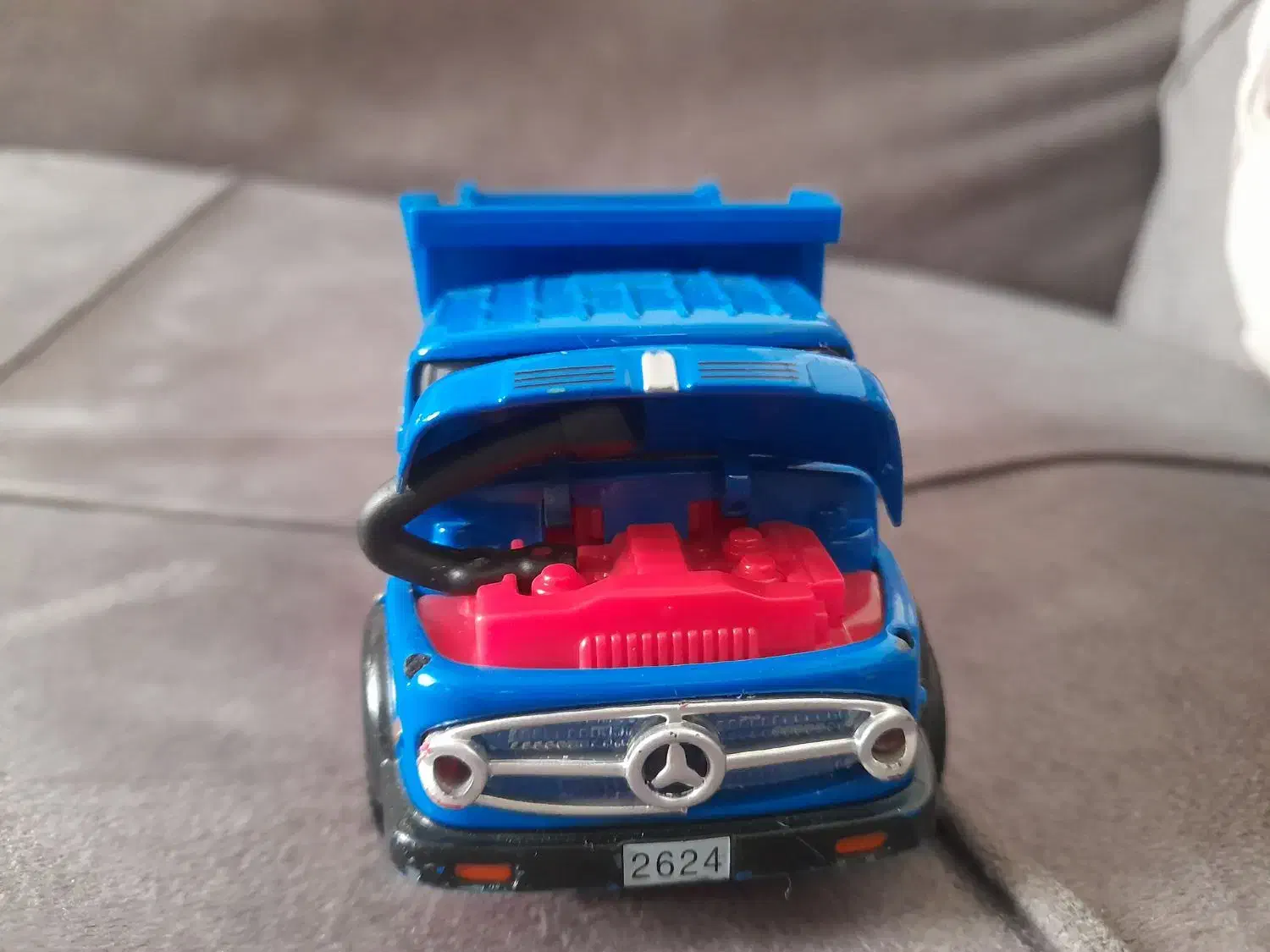 کامیون بنز|اسباب‌‌بازی|تهران, مشیریه|دیوار