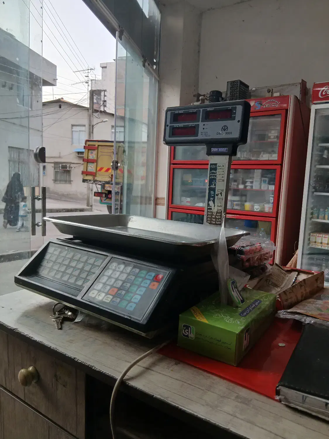 فروش یک واحد مسکونی و تجاری|فروش آپارتمان|نکا, |دیوار