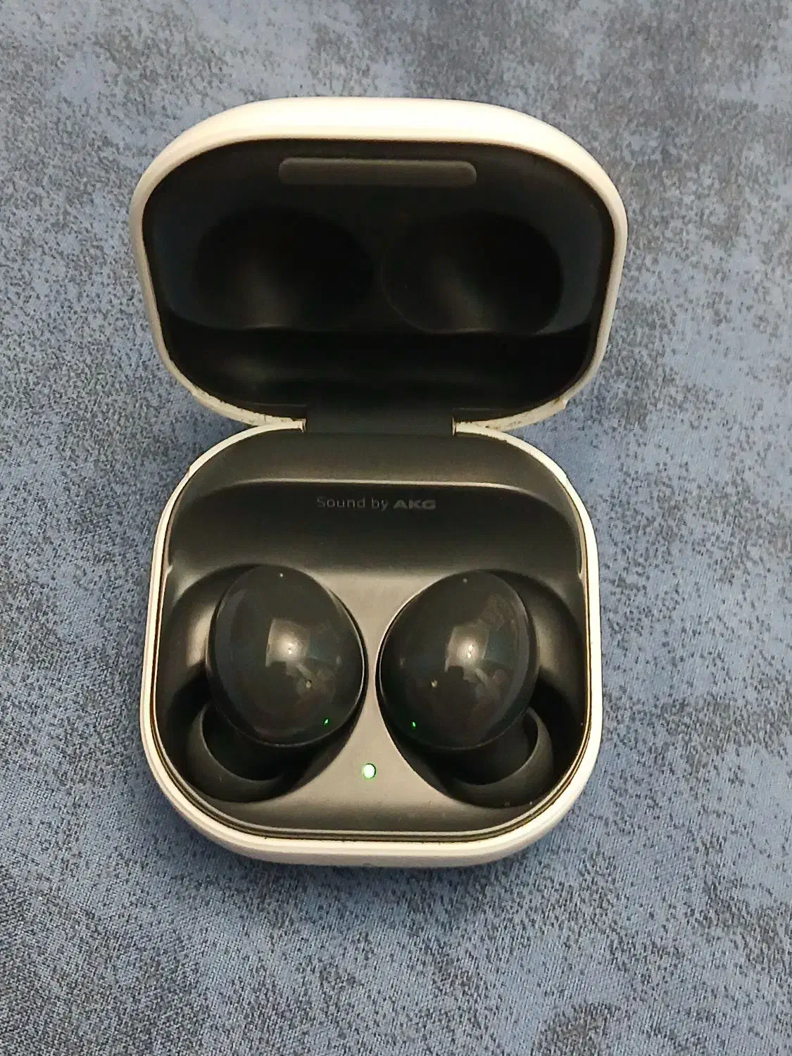 airpod pro 2 و buds 2|لوازم جانبی موبایل و تبلت|تهران, پاسداران|دیوار