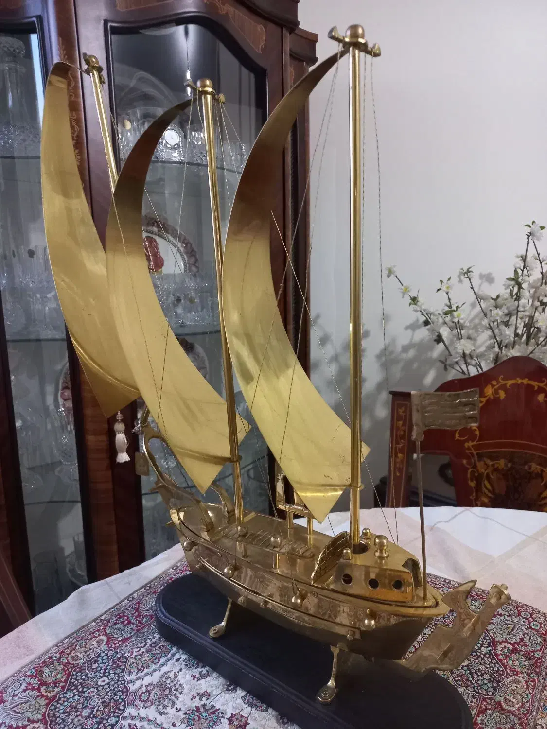 کشتی برنزی بادبانی|مجسمه، تندیس، ماکت|شیراز, درکی|دیوار