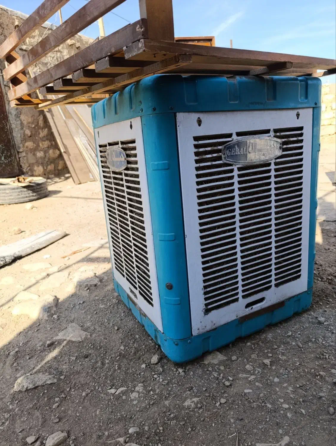 کولرآبی|کولر آبی|درب گنبد, |دیوار