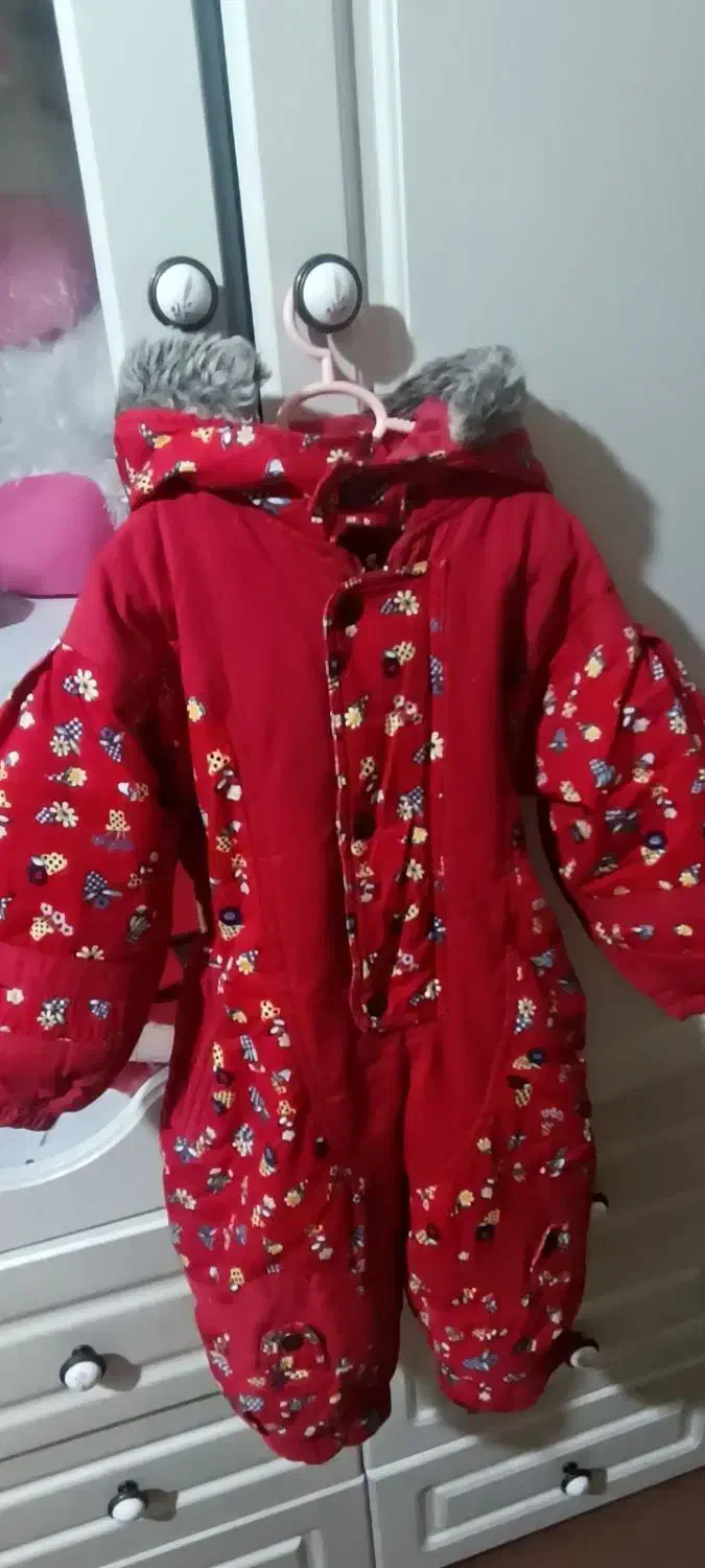 تعدادی سرهمی و کاپشن   شنل|کفش و لباس بچه|ماهدشت, |دیوار