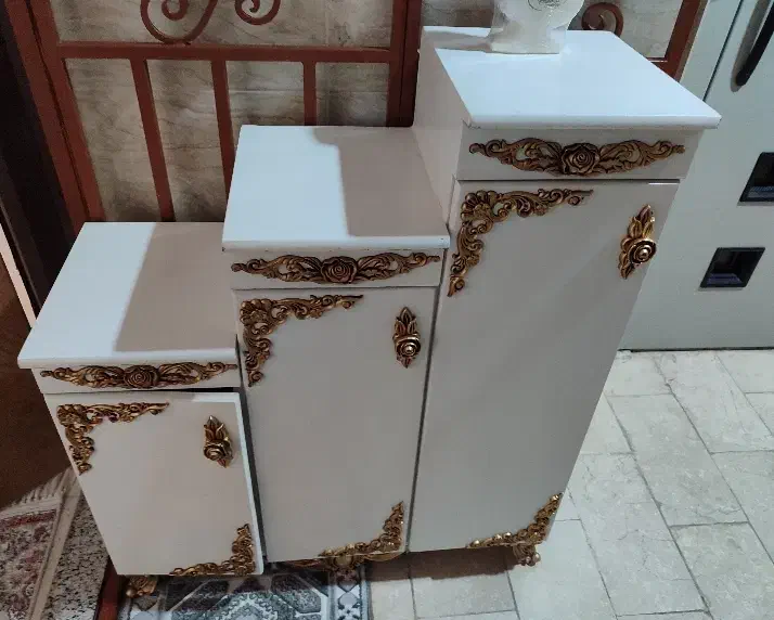 جاکفشی  سالم ویترین نو سالم|جاکفشی، کمد، دراور|برخوار, |دیوار