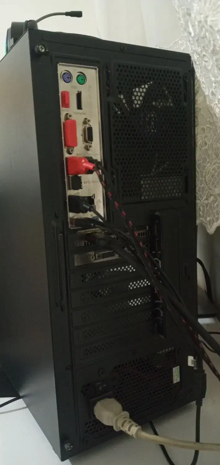 قاب کیس گیمینگ گیرین|قطعات و لوازم جانبی رایانه|قوچان, |دیوار