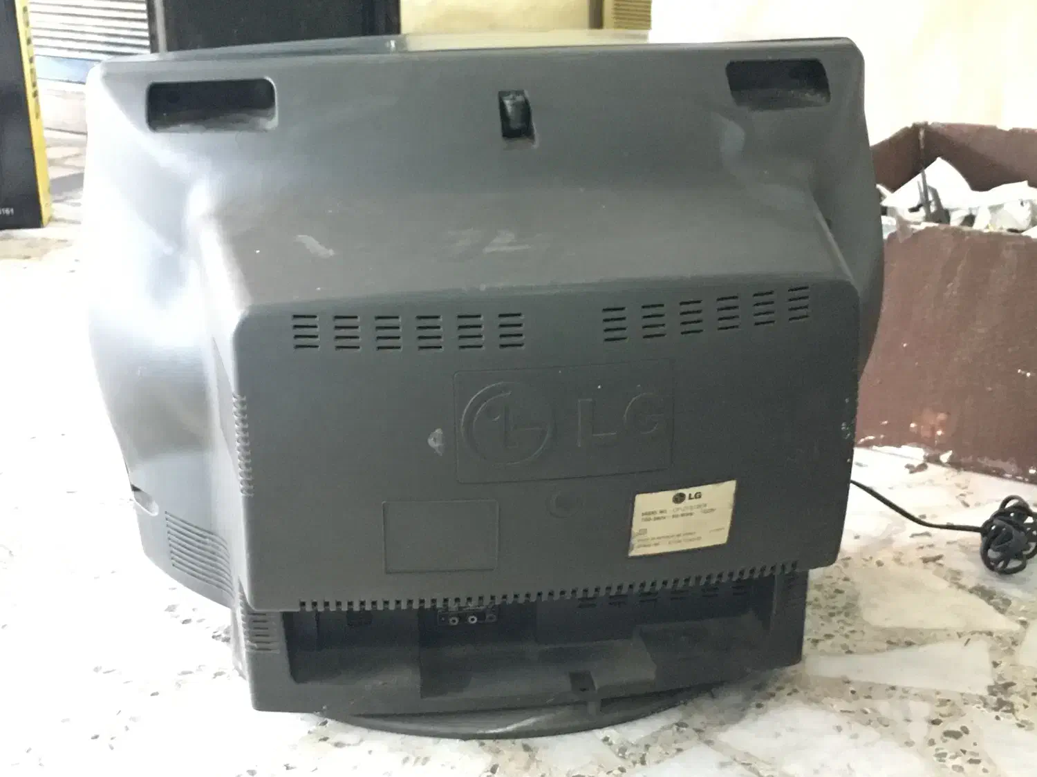 تلویزیون قدیمی الجی|تلویزیون و پروژکتور|بندر انزلی, سامانسر|دیوار