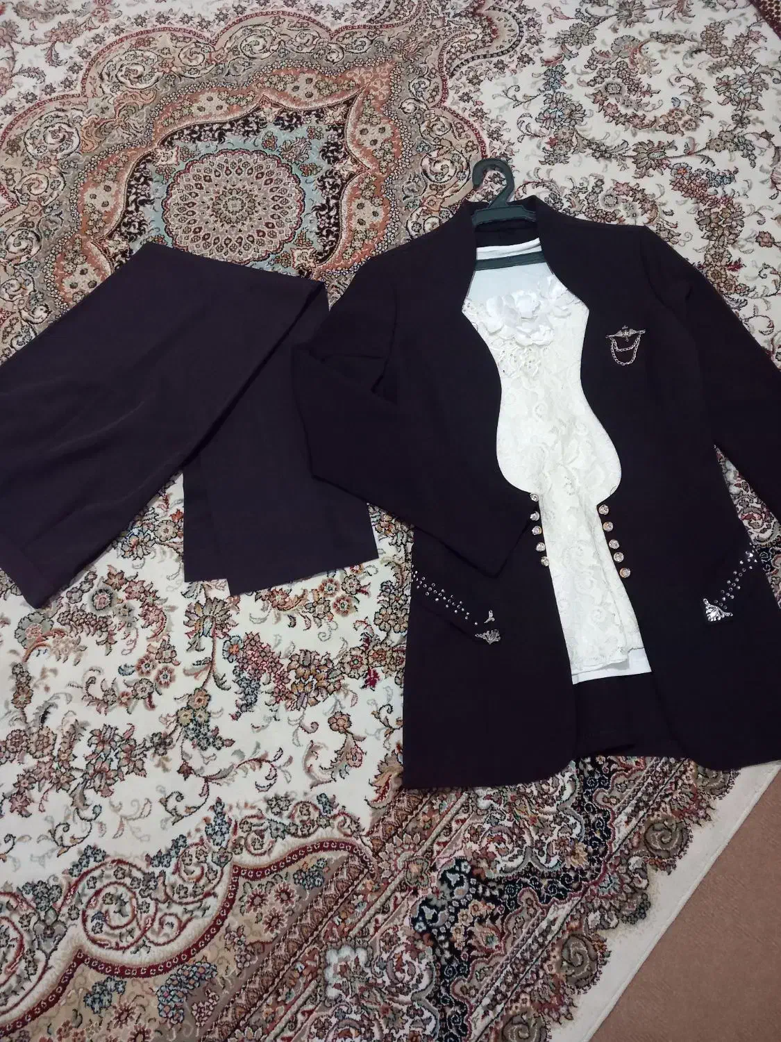 لباس مجلسی|لباس|مرند, |دیوار