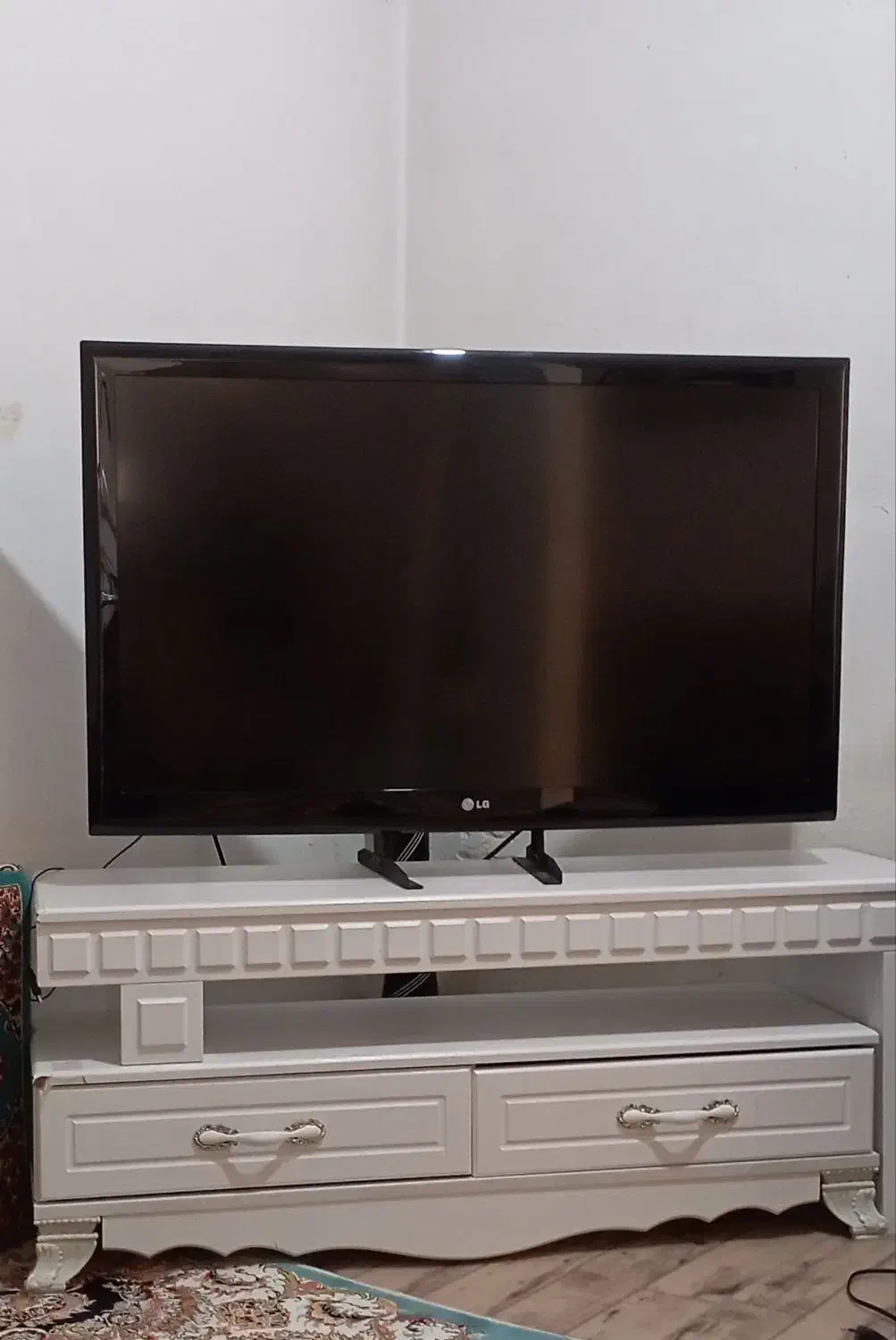 تلویزیون 42 ال جی سالم|تلویزیون و پروژکتور|همدان, |دیوار