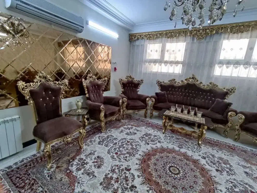 مبل سلطنتی|مبلمان خانگی و میز عسلی|قم, صفاشهر|دیوار