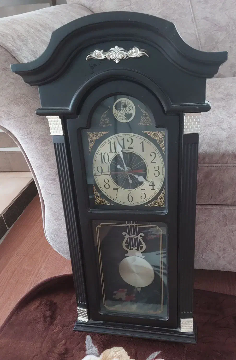 ساعت دیواری در حد نو قیمت یک میلیون و دویست|ساعت دیواری و تزئینی|ارومیه, |دیوار