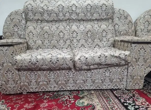 مبل|مبلمان خانگی و میز عسلی|یزد, |دیوار