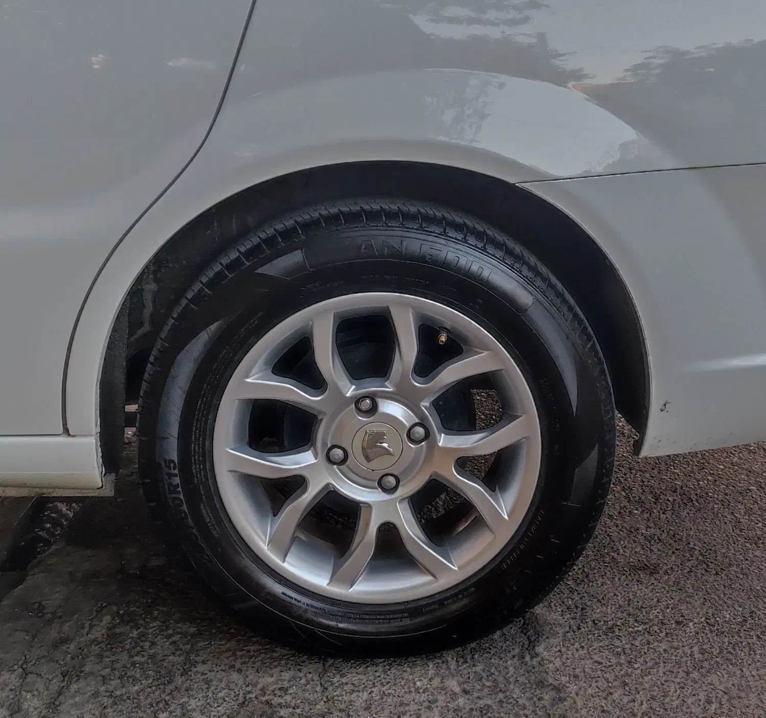 دنا ۹۹ معمولی|خودرو سواری و وانت|ملایر, |دیوار