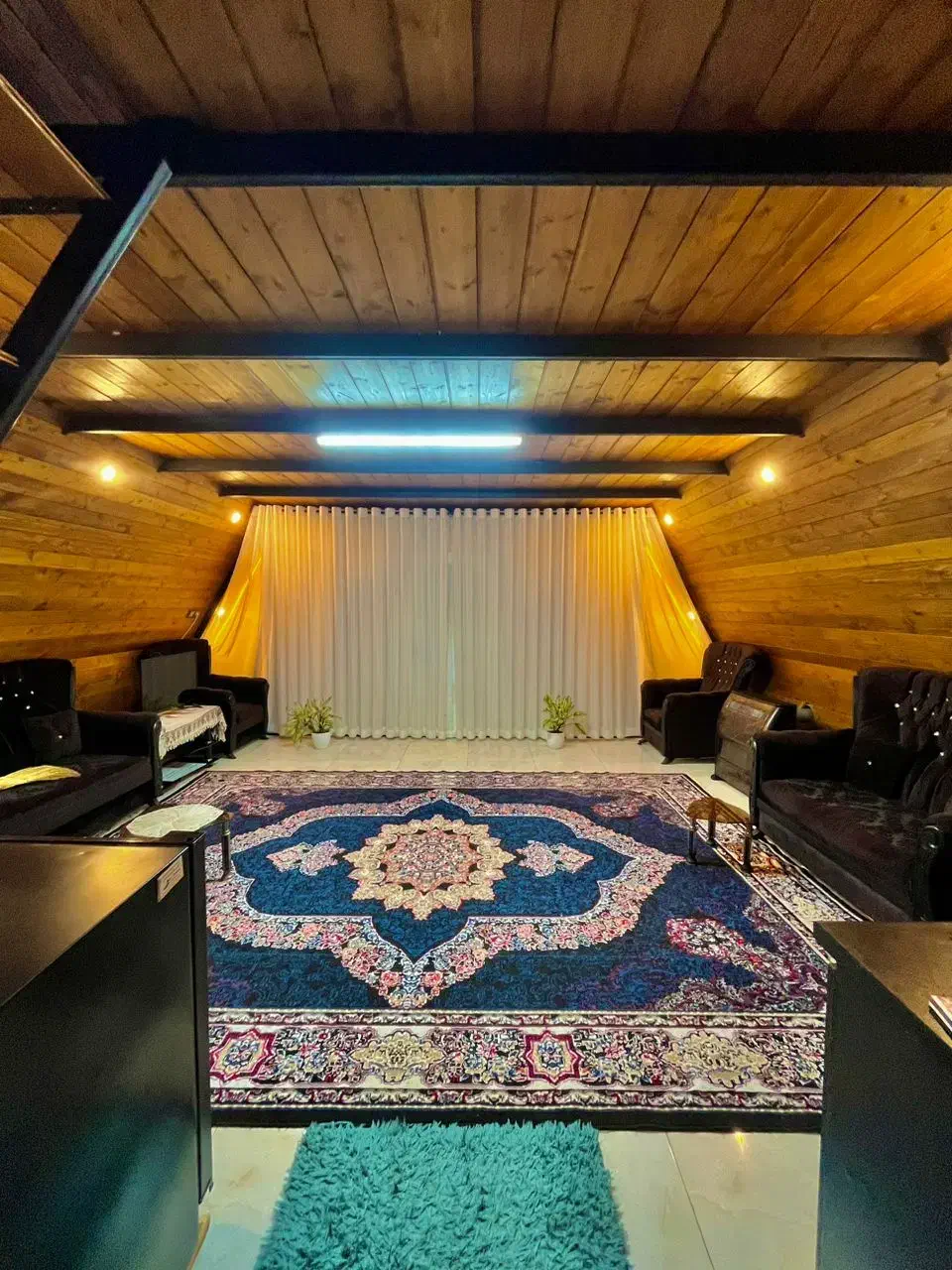 اجاره کلبه سوئیسی درمنطقه لفور(باویوی بینظیر)|اجارهٔ کوتاهمدت ویلا و باغ|شیرگاه, |دیوار