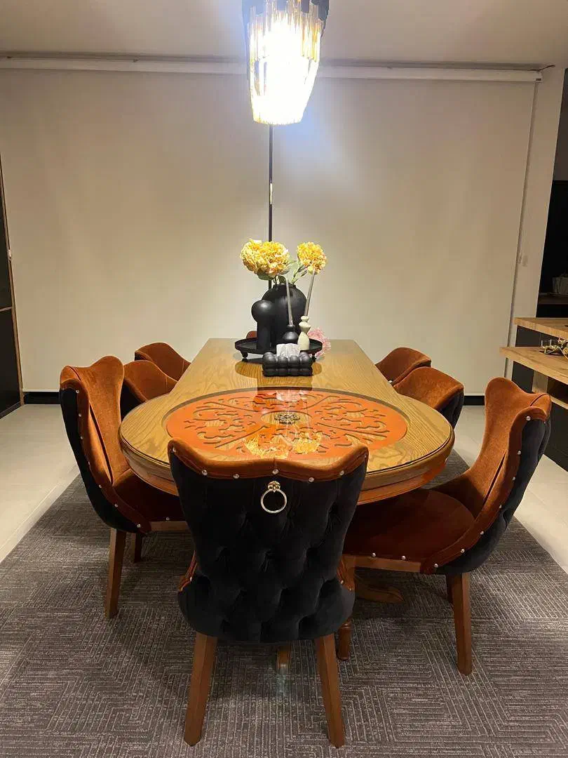 نیز غذاخوری ۸ نفره|میز و صندلی غذاخوری|بندر انزلی, دهکده ساحلی|دیوار