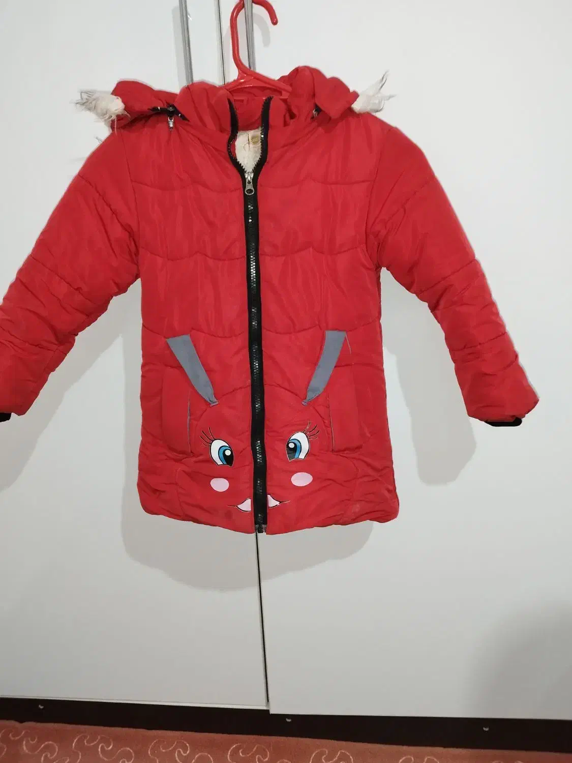 کافشن داخل خز|لباس|اسفراین, |دیوار