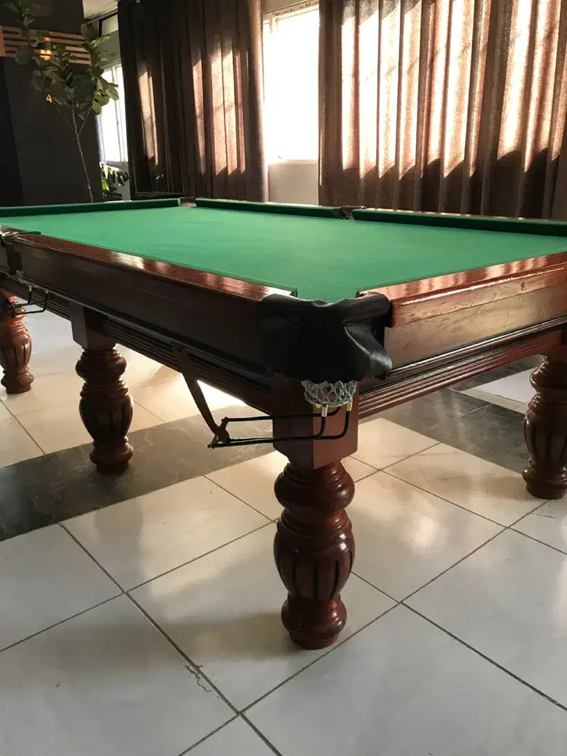میز بیلیارد ۸ بال در حد نو|ورزشهای توپی|شاهینشهر, شهرک پردیس|دیوار