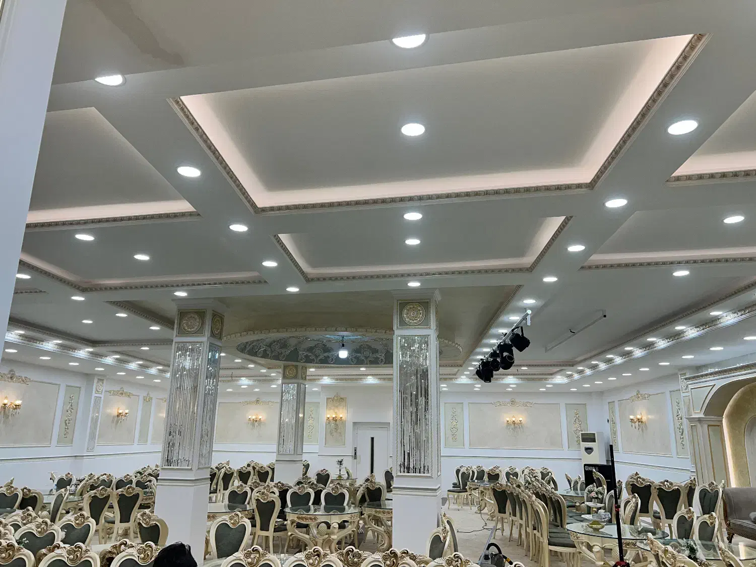 استخدام برقکار ساختمانی|استخدام معماری، عمران و ساختمانی|ورامین, شهرک فجر|دیوار