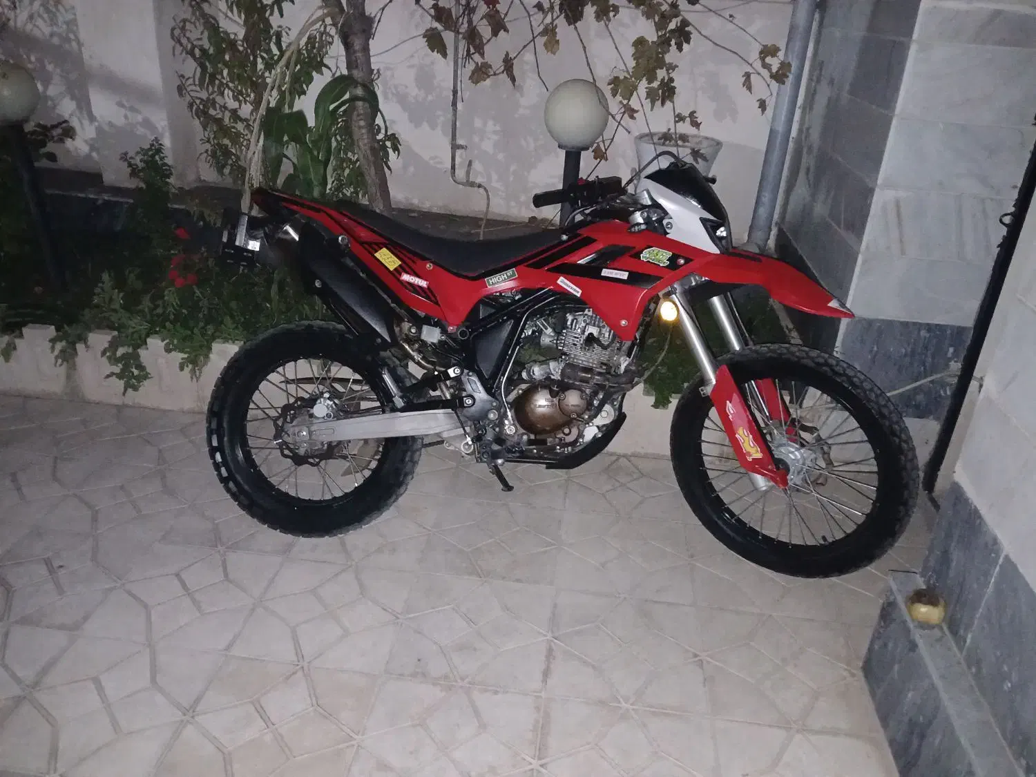 تریل کویر ۲۰۰t4|موتورسیکلت|اردبیل, |دیوار