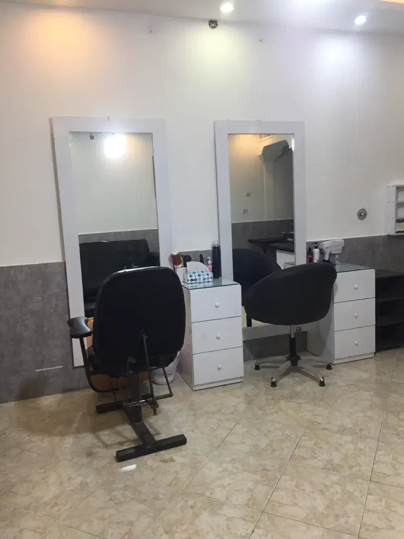 اجاره لاین در سالن ویلایی|خدمات آرایشگری و زیبایی|مشهد, شهرک امام هادی (شهرک غرب)|دیوار