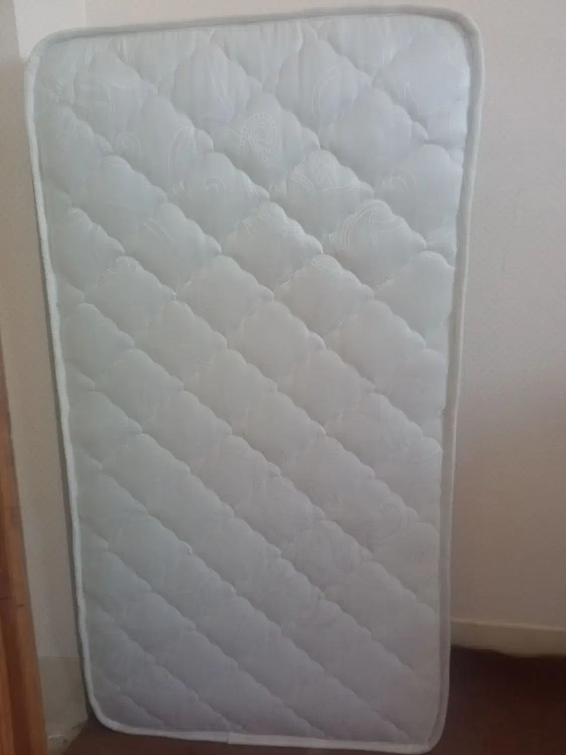 تشک|تشک تختخواب|جهرم, |دیوار