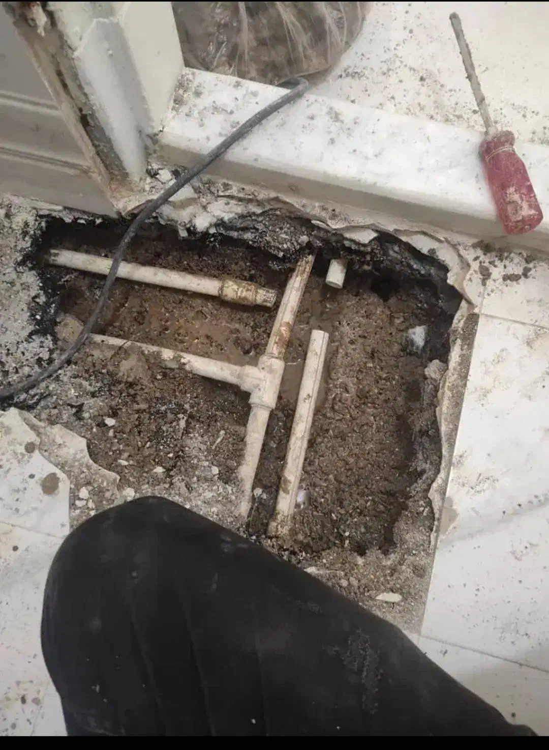 نشت یابی رفع نم بادستگاه لوله بازکنی کل قزوین|خدمات پیشه و مهارت|قزوین, |دیوار