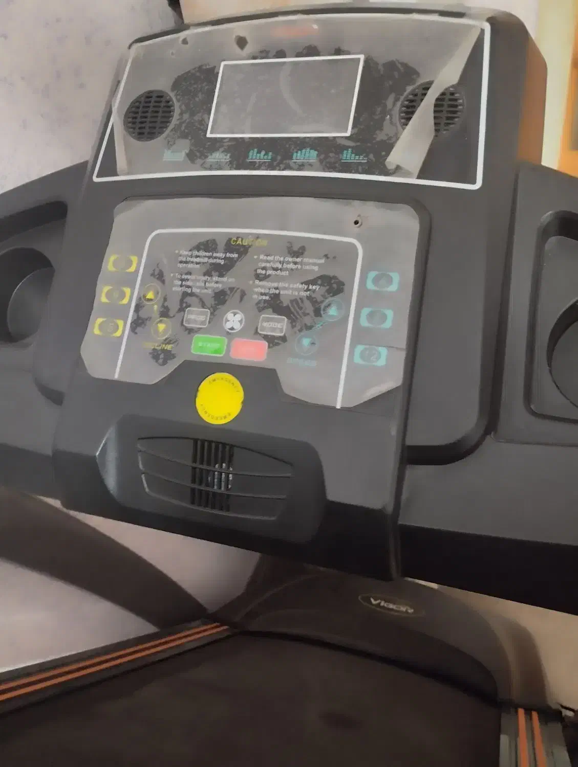 فروش تردمیل ۲۲۰کیلو|تجهیزات ورزشی|صدرا-فارس, فاز ۱|دیوار