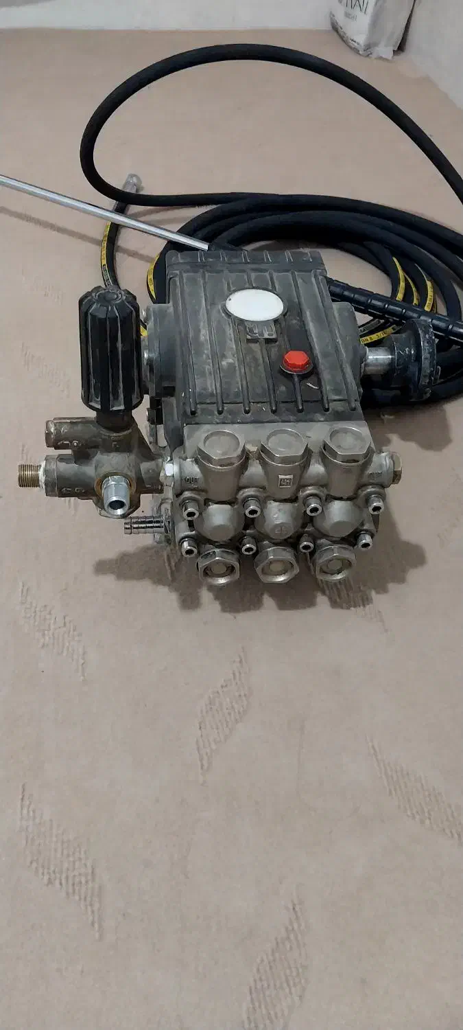 پمپ اینتر کارواش ۲۰۰ بار ایتالیایی و شیلنگ لانس|ابزارآلات|ارسنجان, |دیوار