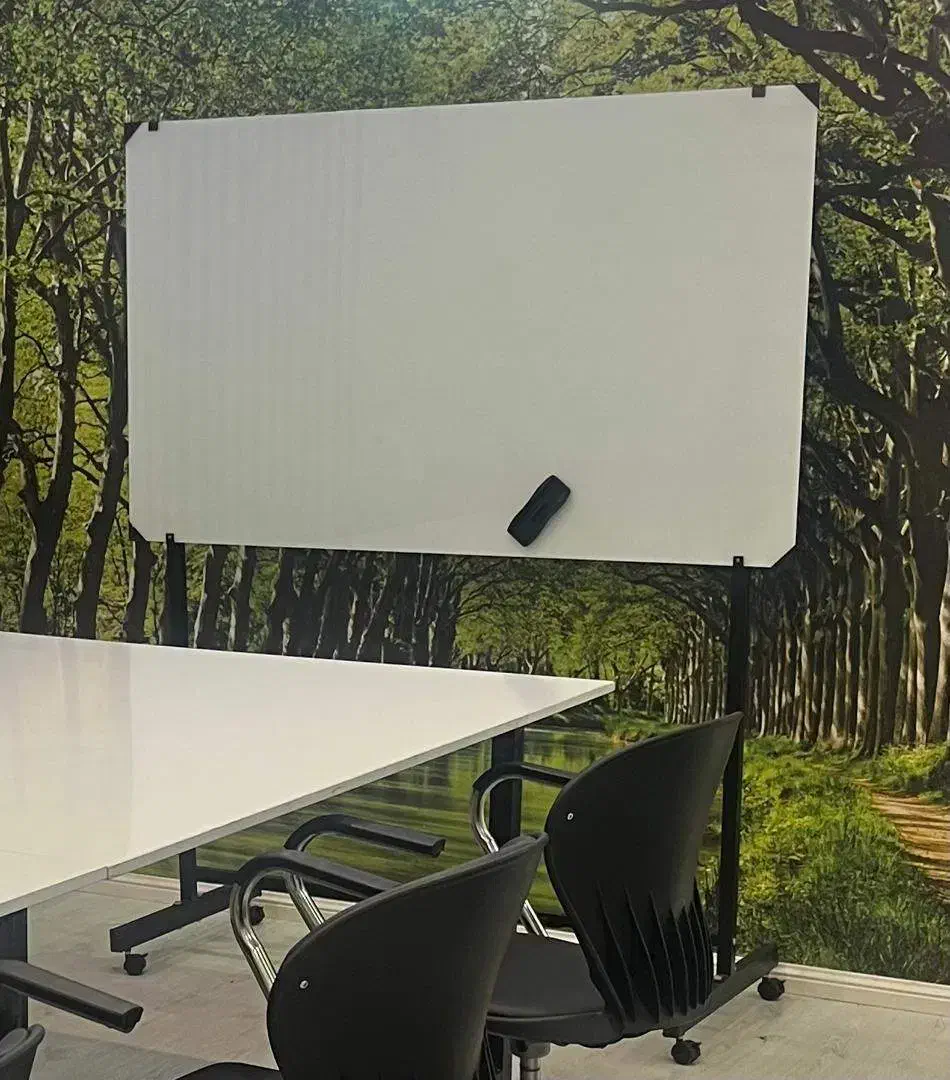 تخته وایت برد شیشه ای 150در 90 سانت با پایه|لوازم التحریر|تهران, نیلوفر|دیوار