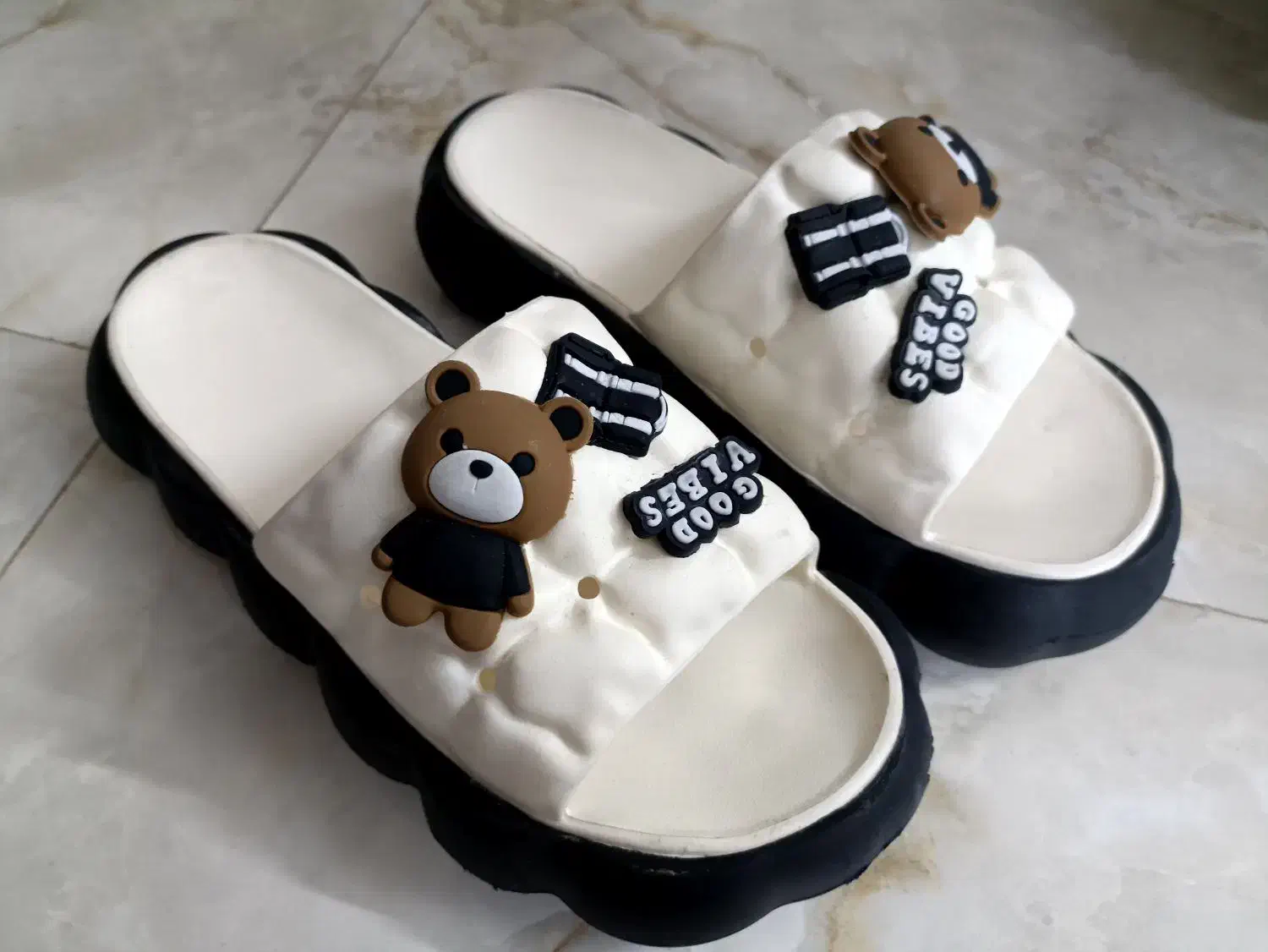 دمپایی کراکس|کیف، کفش، کمربند|ملارد, |دیوار