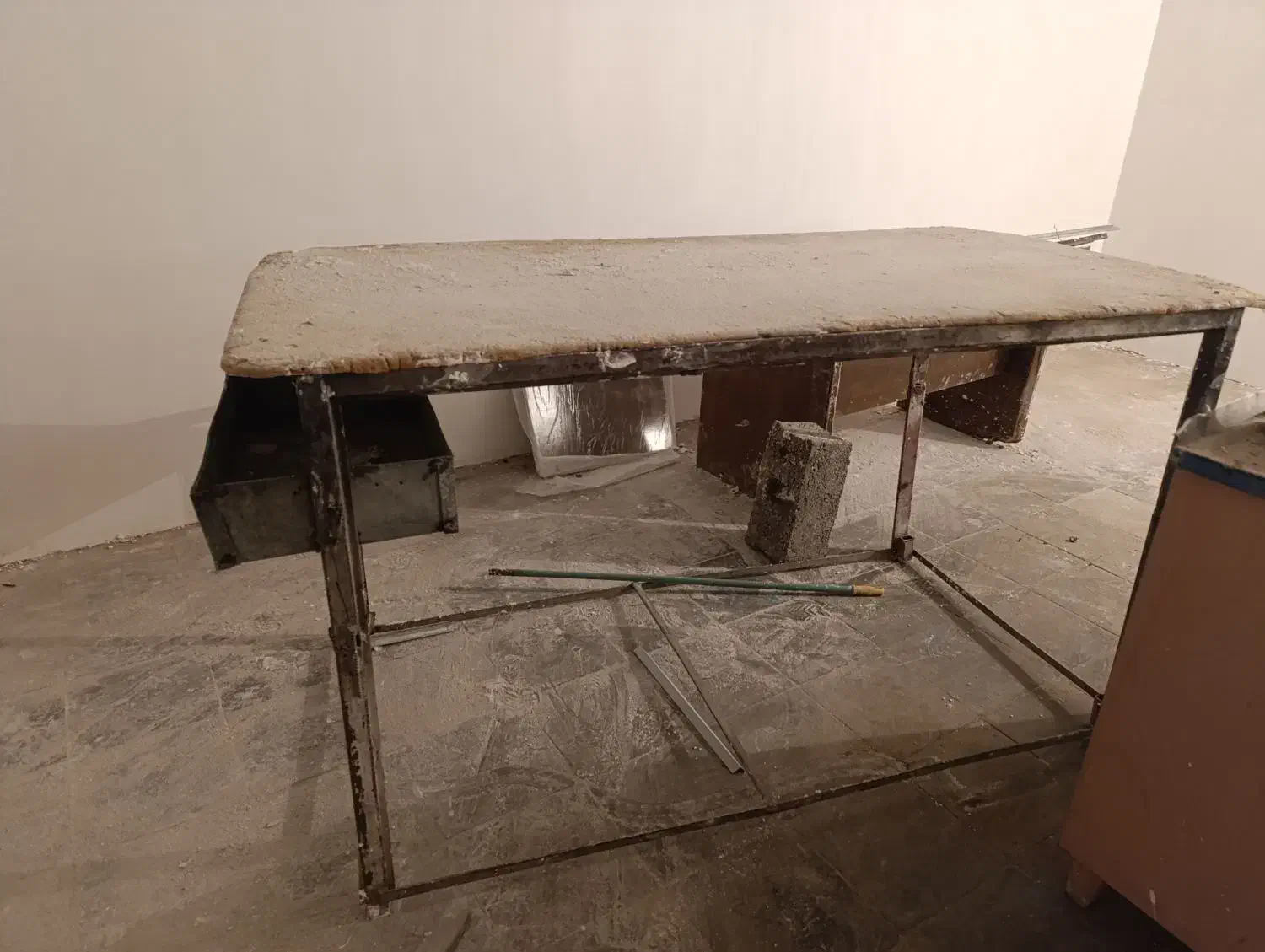 میز ام دی اف کاری بودن قبلا|ابزارآلات|بم, |دیوار