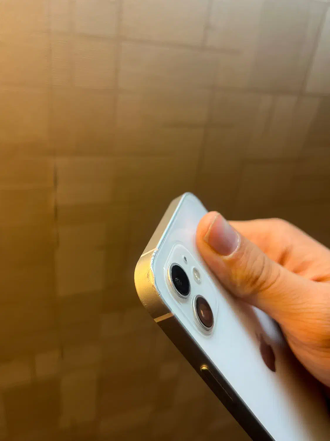 ۱۲ نرمال سفید|موبایل|اصفهان, کوی امام|دیوار