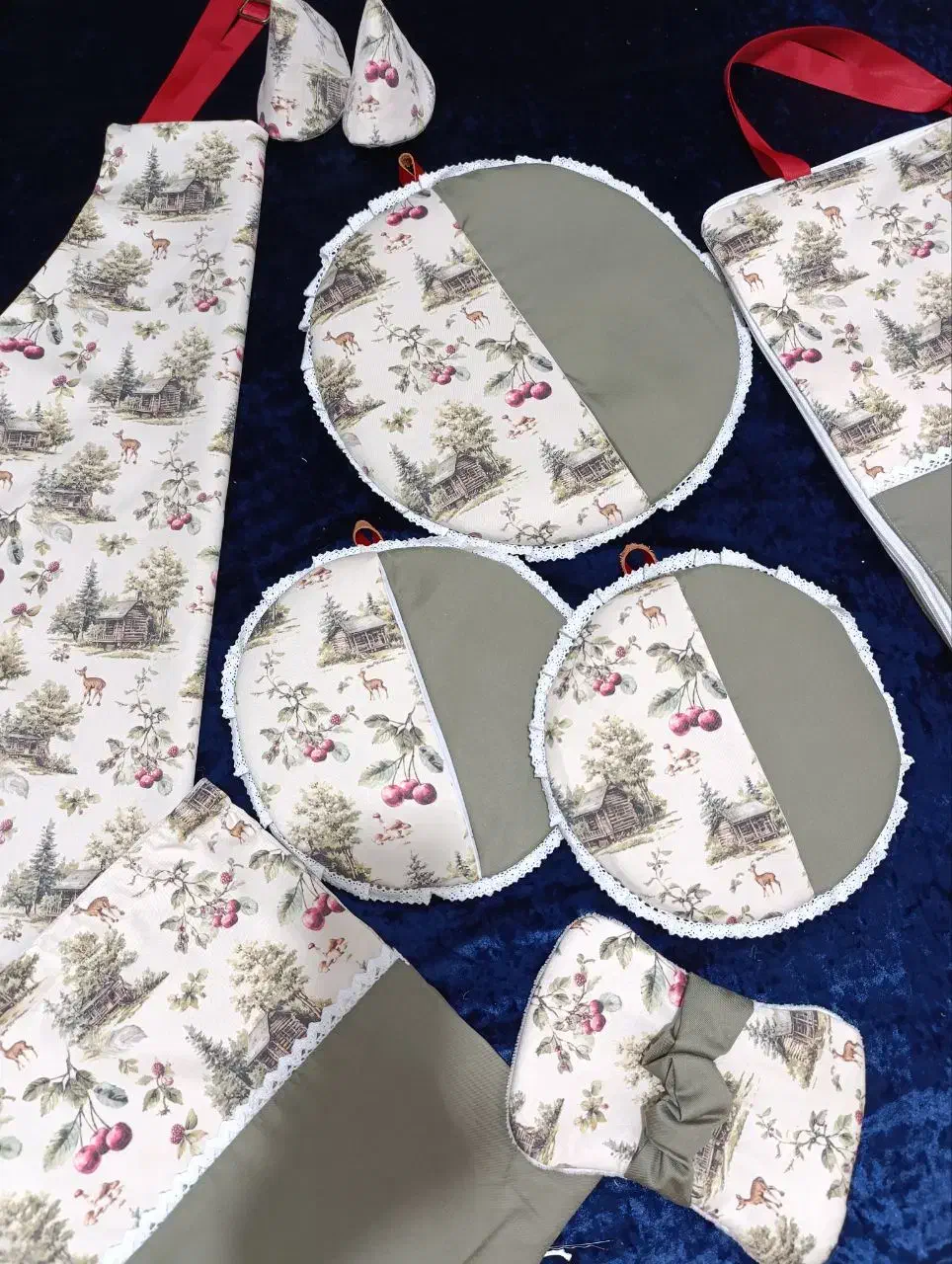 ست زیبای یلدایی|سفره، حوله، دستمال آشپزخانه|سرپل ذهاب, |دیوار