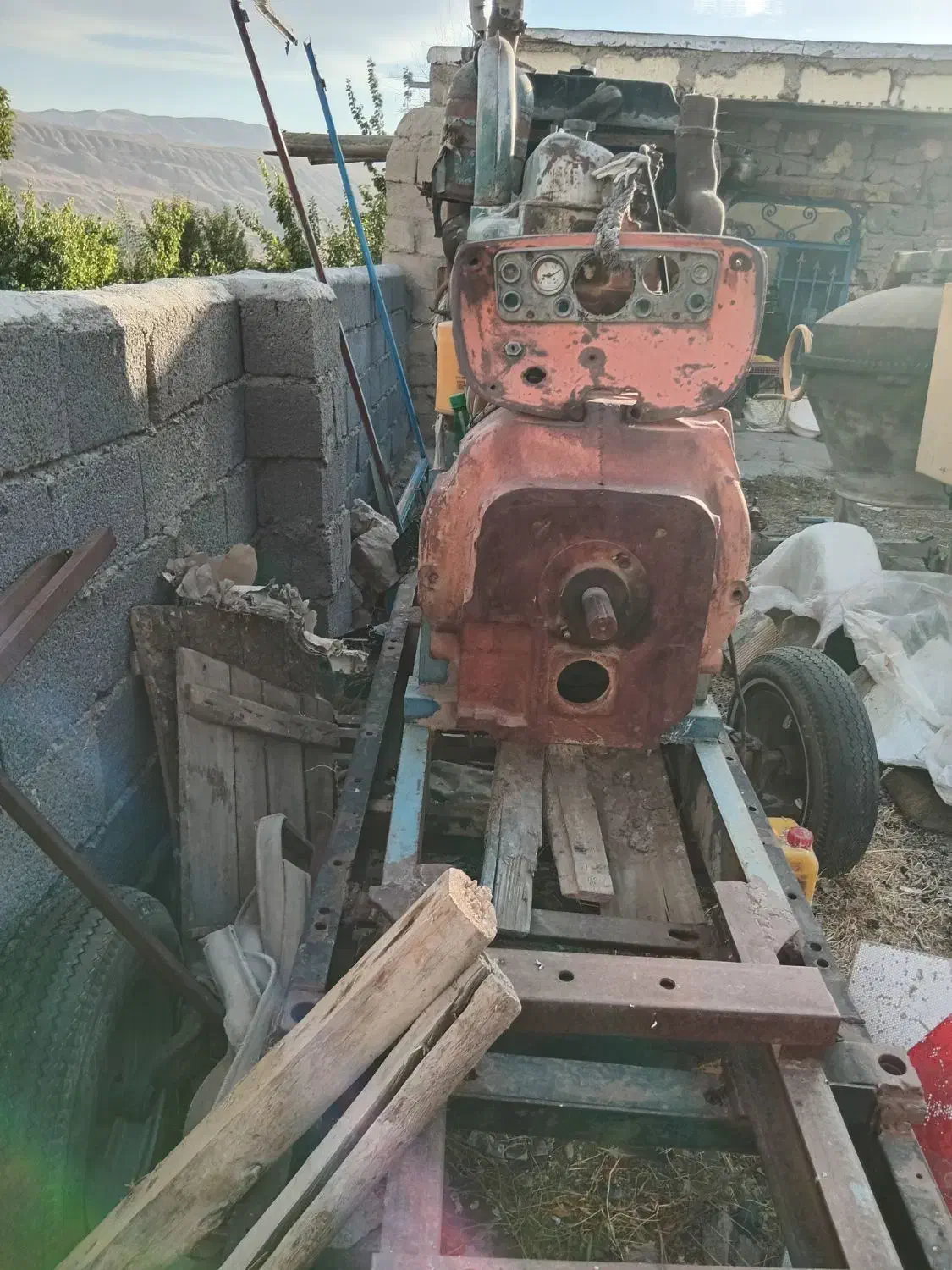 تراکتور سرسیلندر|خودرو سنگین|میانه, |دیوار