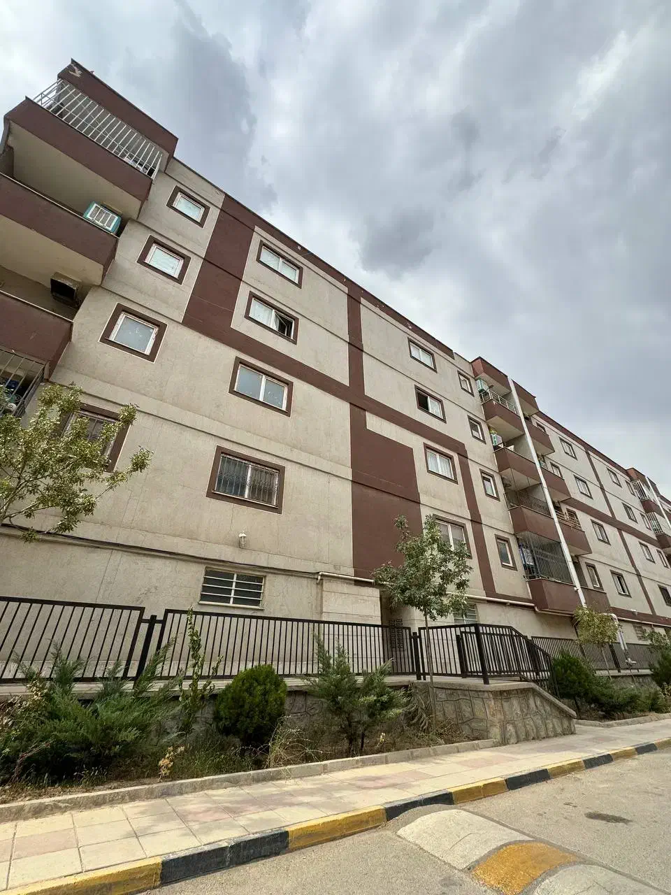 آپارتمان ارزان|فروش آپارتمان|هشتگرد, شهرک ایران خودرو|دیوار