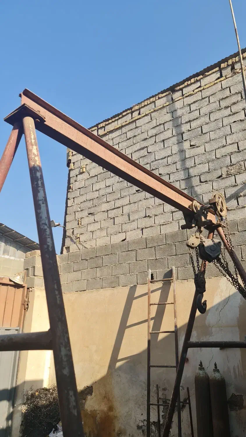 جرثقیل همراه با پاییه|ابزارآلات|پاکدشت, خاتون آباد|دیوار