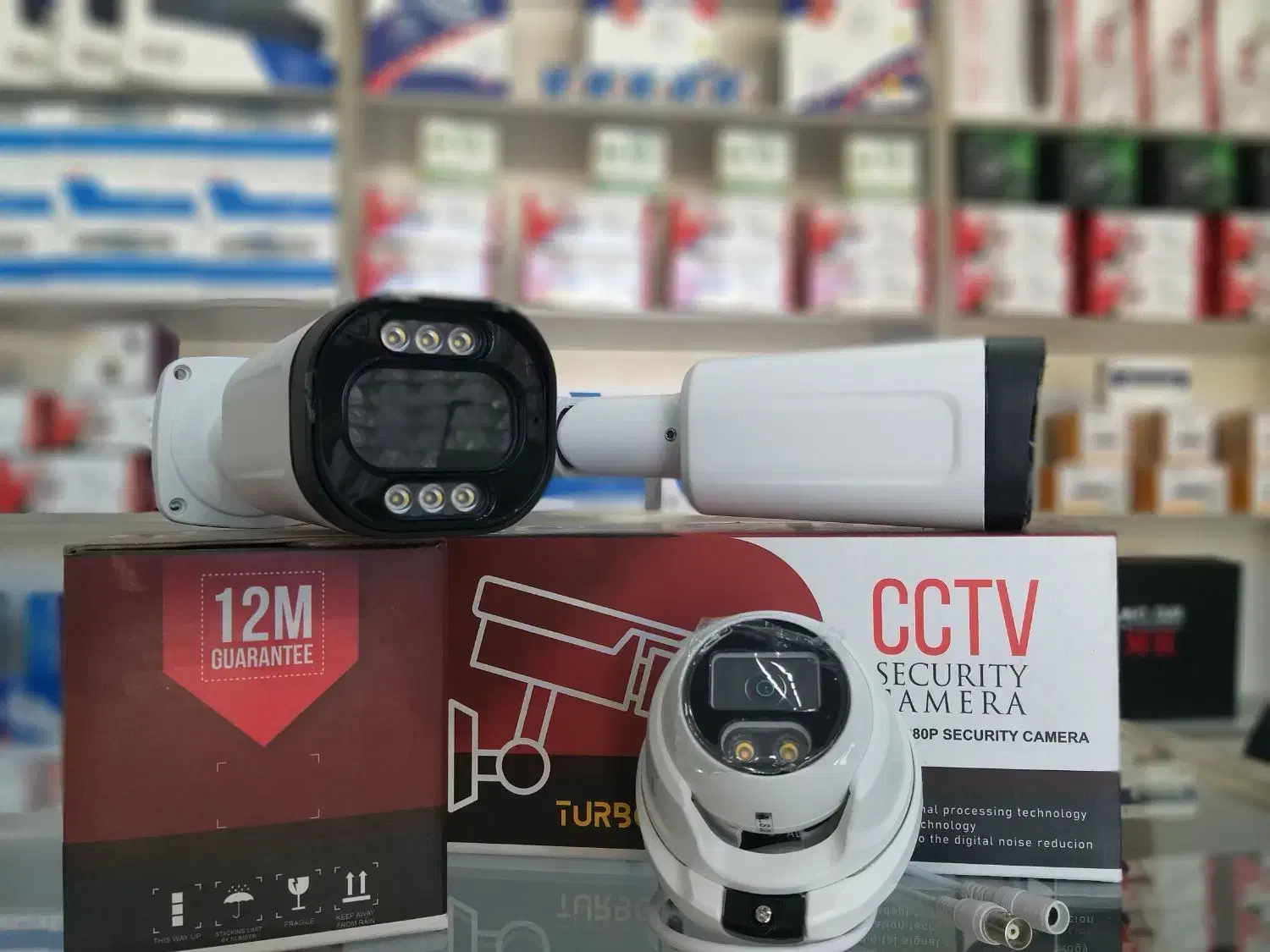 ضد آب و ضد گرد و غبار +مناسب برای هر محیط|دوربین مداربسته|سیرجان, |دیوار