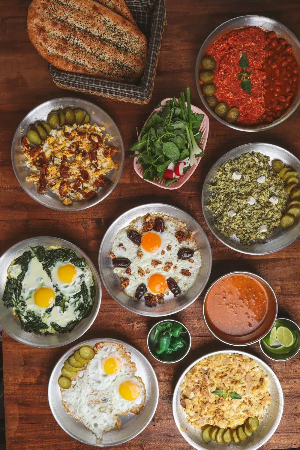 استخدام آشپز ایرانی|استخدام خدمات فروشگاه و رستوران|تهران, کامرانیه|دیوار