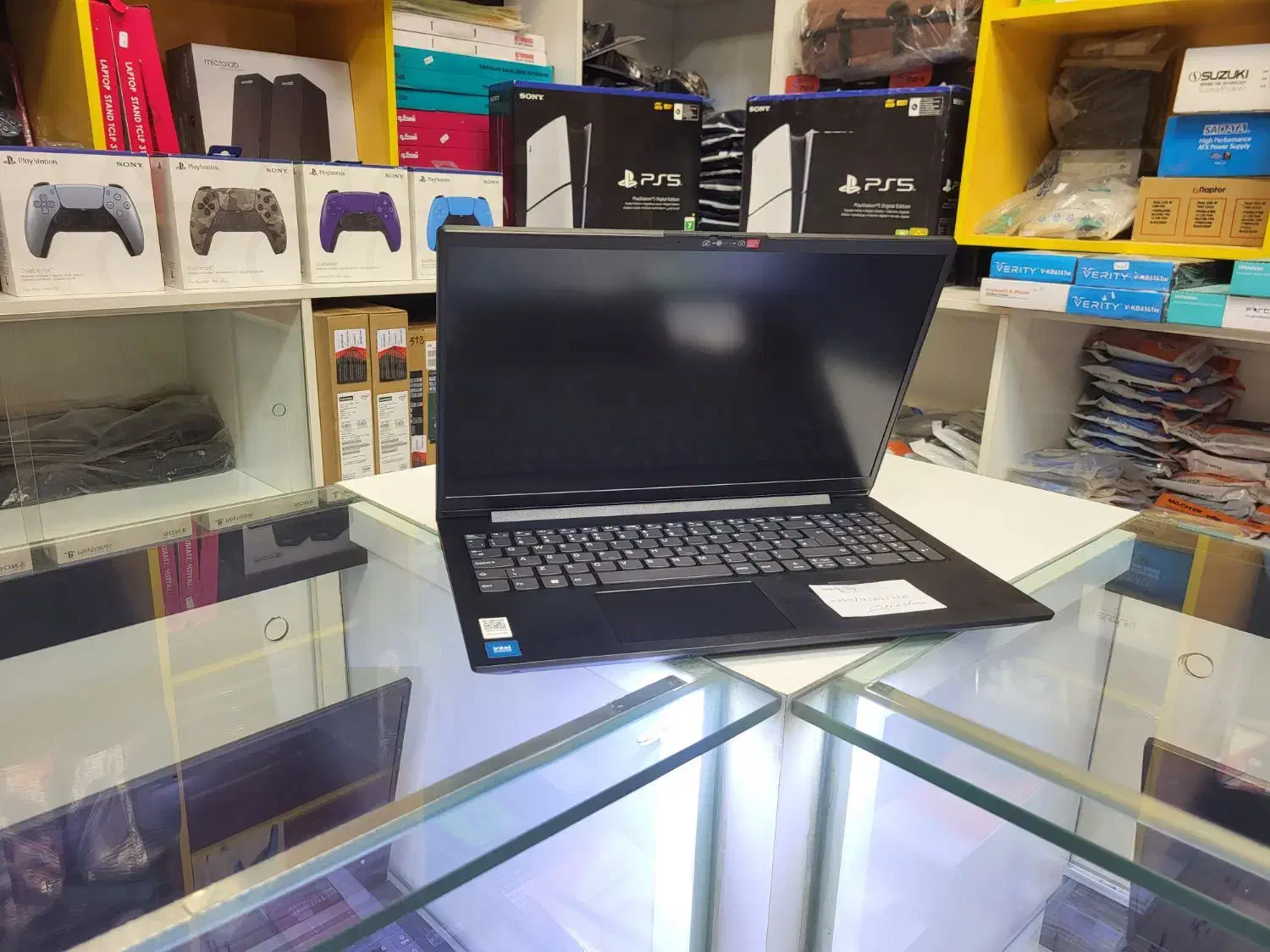 فروش اقساطی لپ تاپ لنوو،با رم ۱۶گیگ وv15cpu 4500|رایانه همراه|زاهدان, |دیوار
