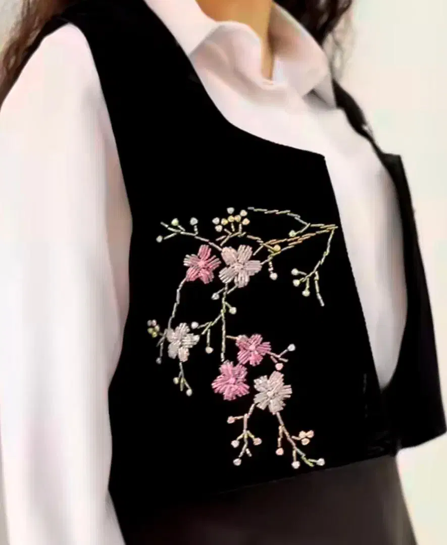 جلیقه|لباس|فولادشهر, پارک کوهستان|دیوار